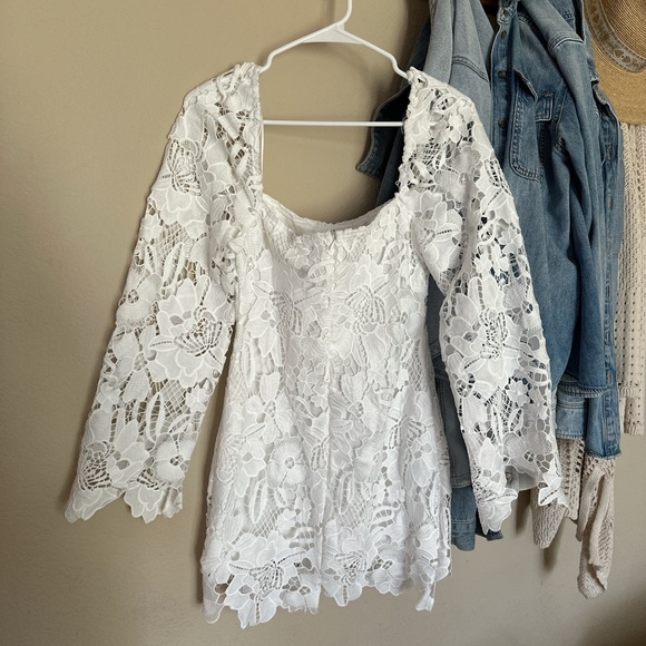 Lace mini dress 🤍 - Picture 2 of 4